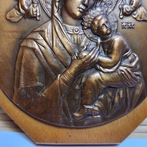 Our Lady of Perpetual Help Virgin Mary Religious Copper Wall Hanging Oak Base - Picture 4 of 6